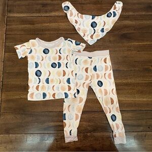 Little Sleepies Luna 2-Piece Set & Bib, 12-18mo